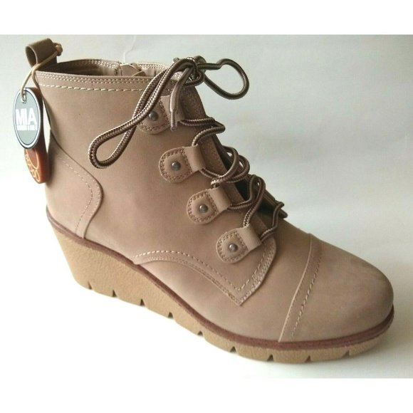 NEW MIA Sand Beige Anatomic Contoured Footed Wedge Ankle Boots - Picture 1 of 4